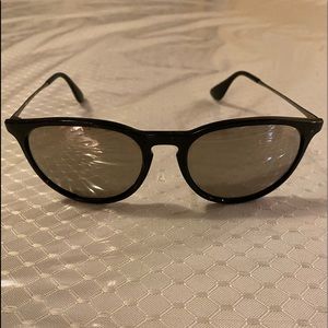 Black Erika Polarized Ray-Ban Mixed Color Sunglasses